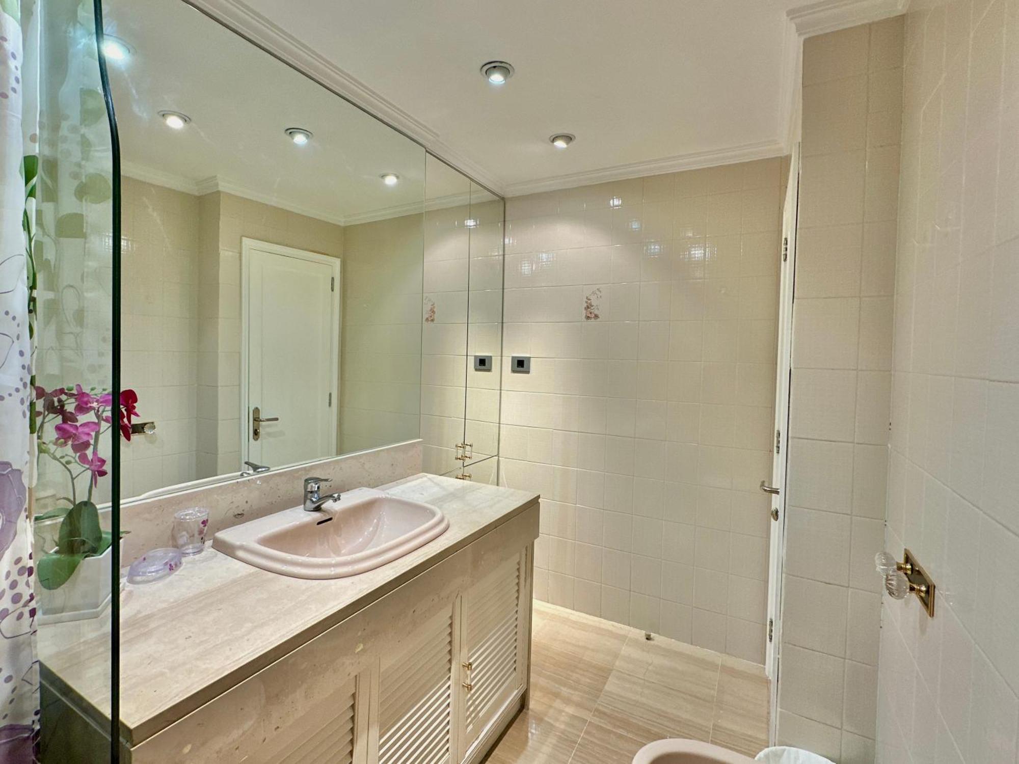 Hostiguest Coliving Leon Y Castillo Las Palmas Buitenkant foto
